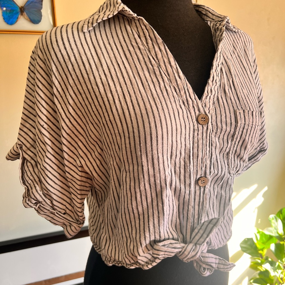 Love, tree size large, striped button-down, short sleeve shirt
